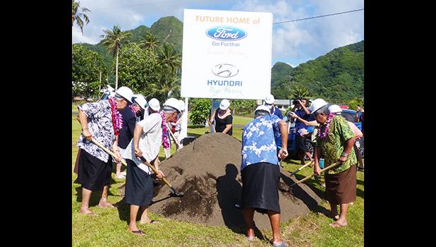Gov. Lolo Matalasi Moliga and others breaking ground for new business building for  G.H.C Reid & Company 