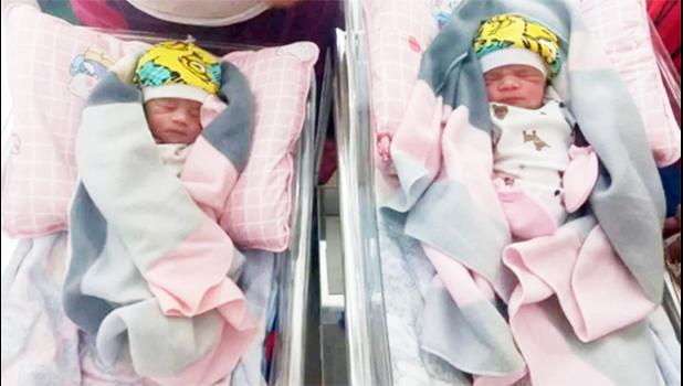 Twin babies in Samoa