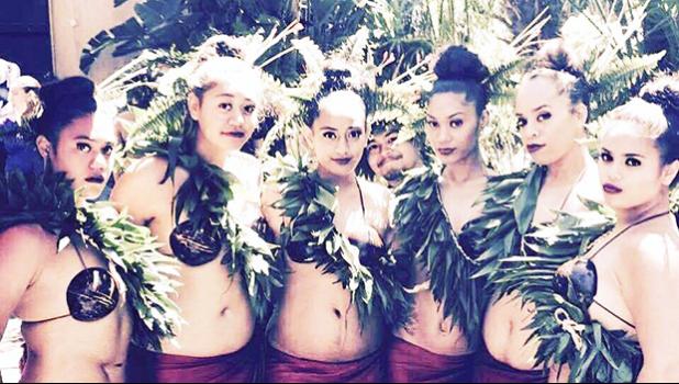 Historical archive photo of Samoan dancers
