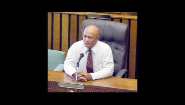 “Something is not right here,” said an unconvinced Sen. Satele Aliitai Lili’o. “I smell a rat!” Satele Aliitai Lili’o