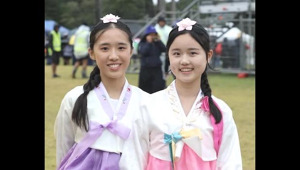 South Korean performers Eve Yun and Celine Chen