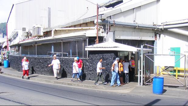 StarKist Samoa employees at gate