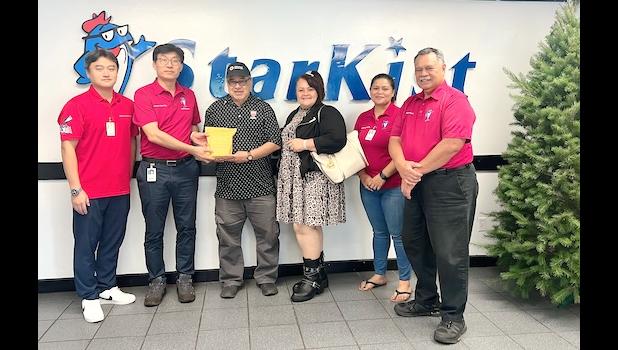 STARKIST EMPLOYEES DONATE TO RED CROSS