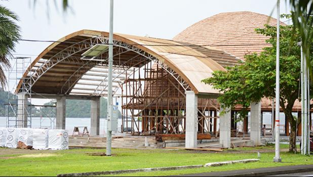 Covered extension of the Fale Samoa