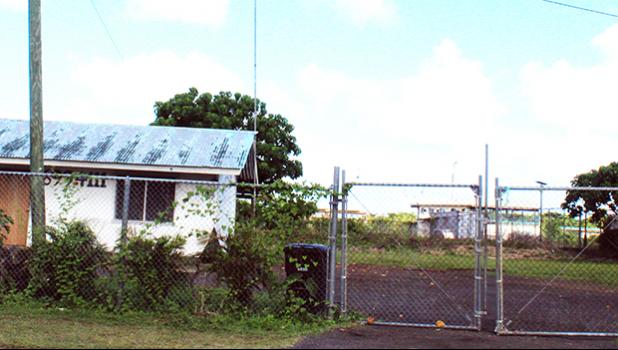 Photo of locked gate at Toa Taxi stand
