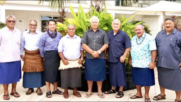 With ta'ovala are Soane Ramanlala and Penisimani Vea, the Director and the Chief Executive Officer of the Aotearos-Tonga Forest Product Ltd, 12 September 2017, Apia, Samoa. [Matangi Tonga photo]