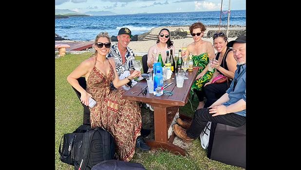 United Airline passengers in Am Samoa