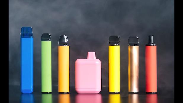 The report said vaping or e-cigarette devices often resemble ordinary items such as ink pens, making identification even more complex. [photo: 123rf via RNZ} vape devices