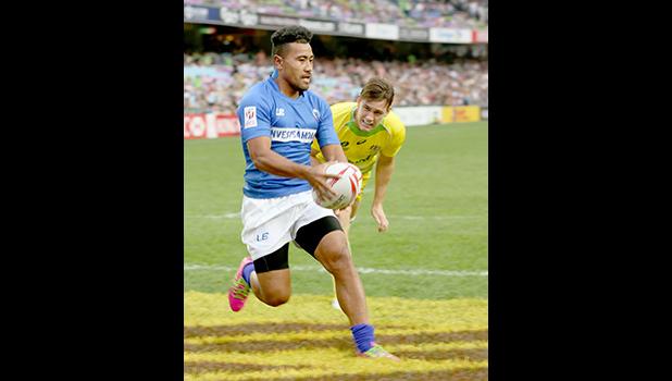 Samoa Toloa scoring under the posts for Samoa's first try in Hong Kong as Samoa lost to Australia 22-19 in the pool play opener on Friday, April 7th at the 2017 Cathay Pacific/HSBC Hong Kong Sevens.   Samoa faces England