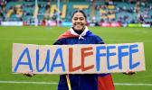 A proud Manusina player