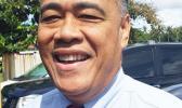 Taeoafua Dr. Meki Solomona, director of the Department of Human and Social Services, passed away suddenly, yesterday afternoon. He reportedly collapsed at his DHSS office in Utulei. Samoa News sends its condolences to the family in their time of grief.  [SN archives]