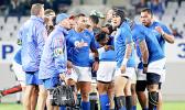 Manu Samoa coaches and players tried to get back on track, but to no avail.  The New Zealand All Blacks defeated Manu Samoa 15s 78-0 at Eden Park, Auckland, New Zealand.   [Photo: Barry Markowitz]