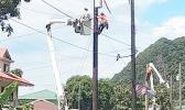 ASPA crew installing street lights