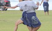 Fa’agasolo pea ta’aloga a tama’ita’i i le malae i Faga’alu.  [ata: THA]