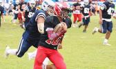 Faga’itua Vikings Scott Pese (10) is