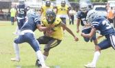 Kobe Lefiti grabbing Calloway Alosio