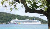 Norwegian Jewel entering Pago Pago bay yesterday