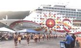 Passengers off Norwegian Sun cruise ship