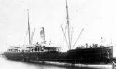  The steamship Talune at the Napier breakwater in 1908.
