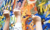 CHILDREN PAINTING