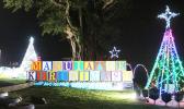 Chritmas lights and decorations at Aoloau